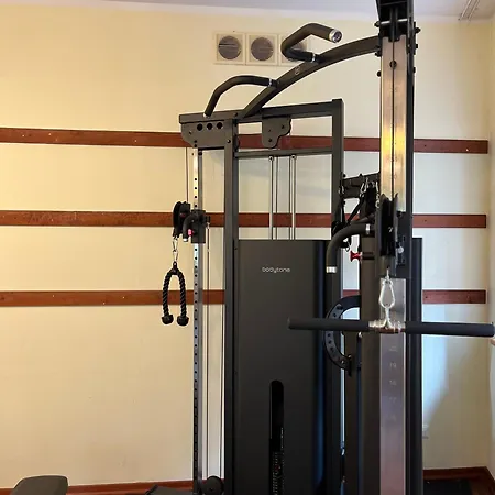 Relaks Wellness & מלון