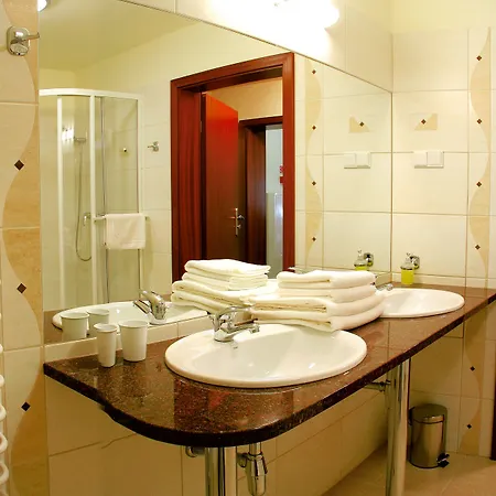 Hotell Relaks Wellness & 3*