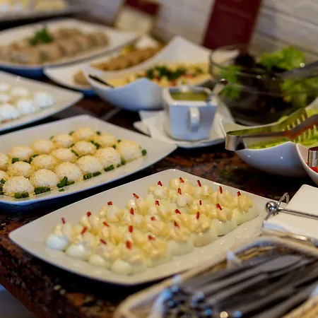 Relaks Wellness & Hotell 3*