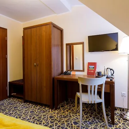 Hotell Relaks Wellness & 3*